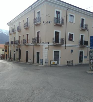 San Demetrio ne' Vestini Apartment | Palazzo Camelot, 19 Via Nazionale