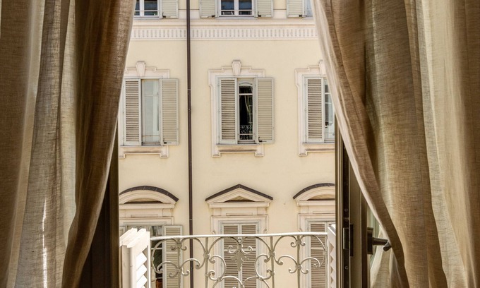 Historic Centre House | Palazzo del Carretto