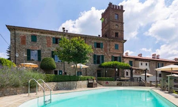 Segno Apartment | Palazzo K - (ap 4) Large 2 bedroom apartment in farmhouse with pool for families