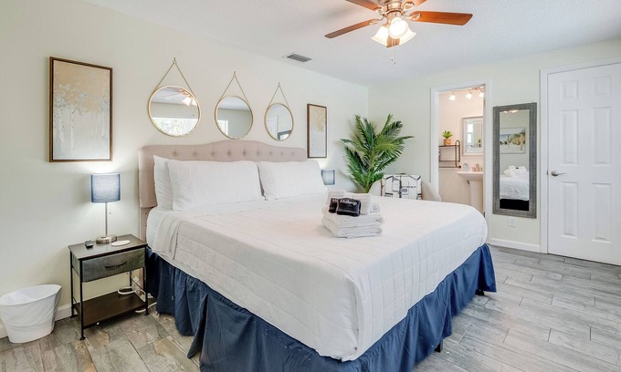 Largo House | Palm Paradise by StayLage