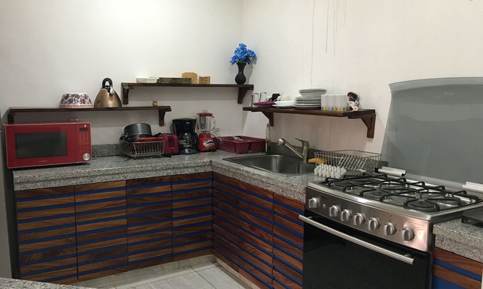 R Condo | PALMAS DE CHAHUE 8 (1,100 SF)