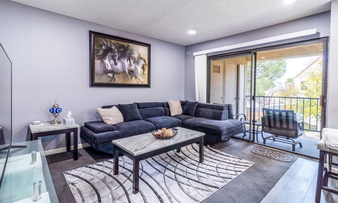 Palmdale Condo | Palmdale Prime : Pool & Comfort