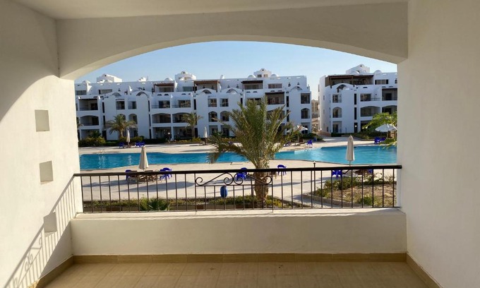 Suez Ski Chalet | Palmera Resort Ain Sokna - Building No# 32 Flat No# 4