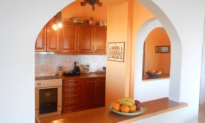 Kournas House | Panorama House, in Kournas, 7 min to sea, 4 min to taverns, views, E-working