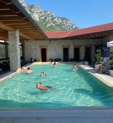 Kruje Bed & Breakfast | PANORAMA Rooms Hotel near the Old Bazaar