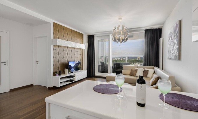 Nivy Apartment | Panorama - Sunset and castle view, 22nd floor, garage, AC