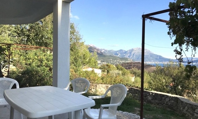 Sutomore Apartment | Panorama view 2-Bed Apartment in Sutomore