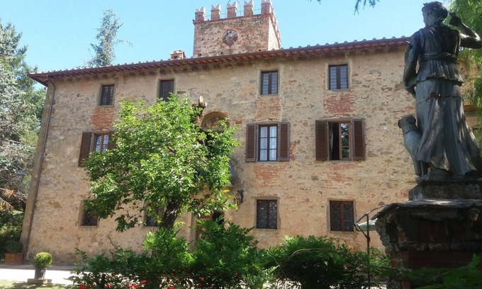 Bucine Villa | Panoramic charming villa, wi-fi, cooking lesson, weddings