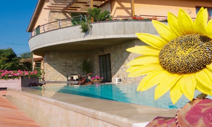 San Macario In Monte Apartment | Panoramic Holiday Home with Pool