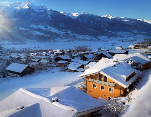 Piesendorf Apartment | Panoramic Penthouse 10 min to Zell am See & Kaprun