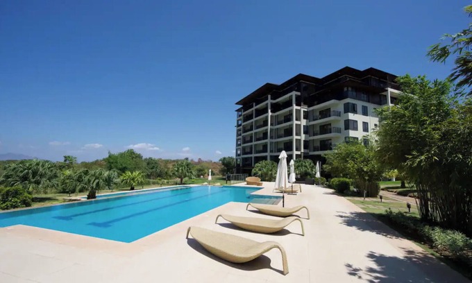 Central Luzon Condo | Panoramic Sea View 3 Bedroom 3 Bathroom Condo at Anvaya Cove