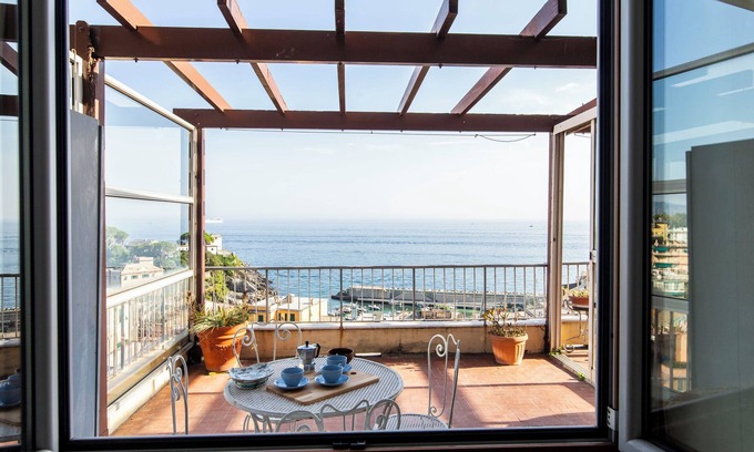 Nervi Apartment | Panoramic sea view - Two Bedroom Apartment, Sleeps 4
