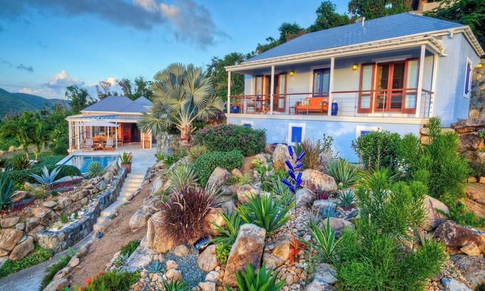 East End House | Panoramic view of the ocean and secluded beach