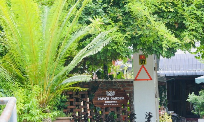 Ha Giang Bed & Breakfast | PAPA'S GARDEN - HOMESTAY HA GIANG (NATURE TOUCHES YOU)