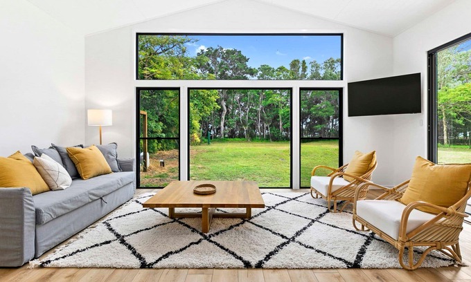 Toogoom House | Paperbark House - Absolute Beachfront Acreage Property