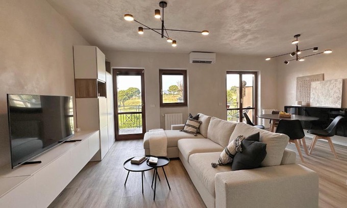 Guidonia Montecelio Apartment | Par71 - Marco Simone golf club Rome