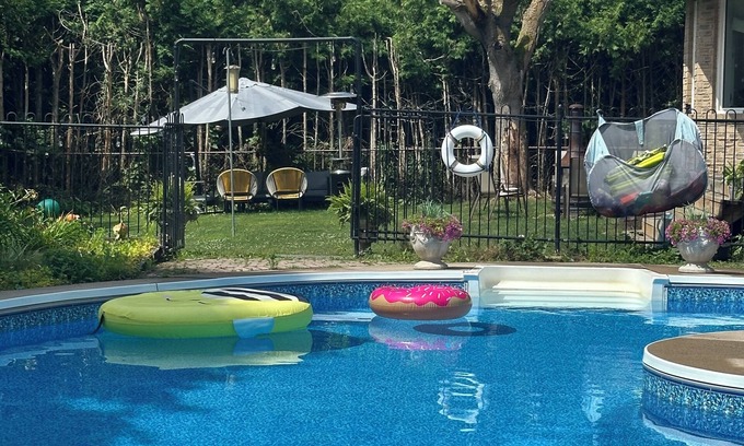 York Regional Municipality House | Paradise Event Palace | Heated Pool, Lounge and BBQ