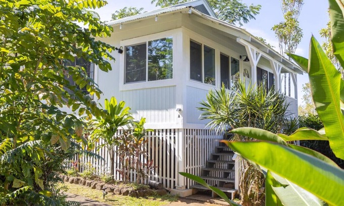 Hilo Cottage | Paradise Haven - Charming 3BR