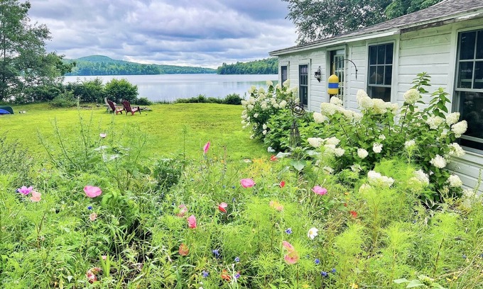 Hope Cottage | Paradise On Hobbs Pond ! Cottage on lake front! Only 8 minutes to Camden !