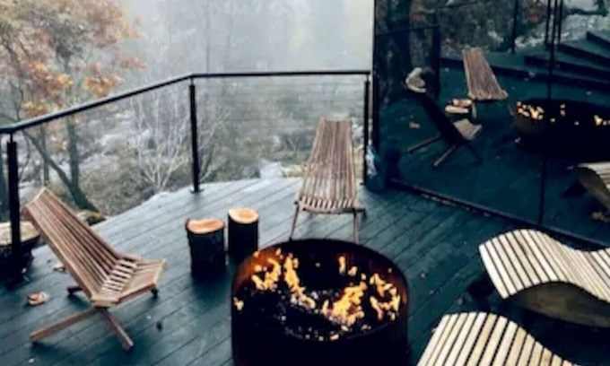 Three Rivers House | Paradise Ranch Inn- Awake House Hot Tub,Sauna.