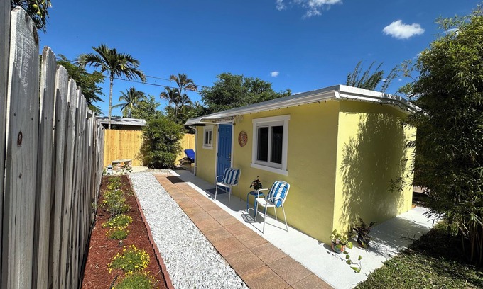 River Run Cottage | Paradise Suite