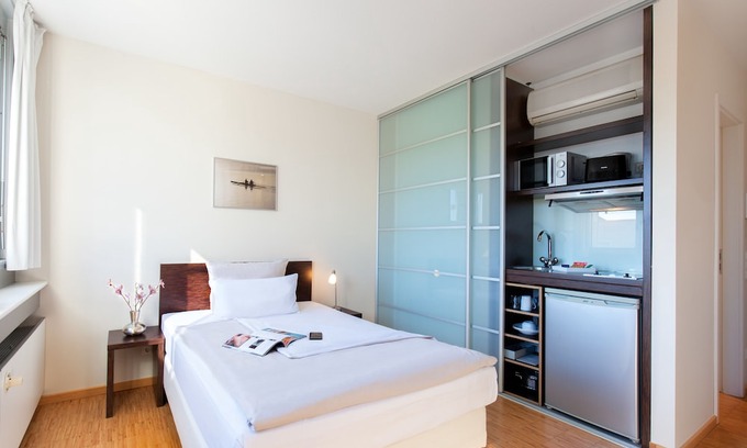 Niederrad Hotel | Paragon Apartments