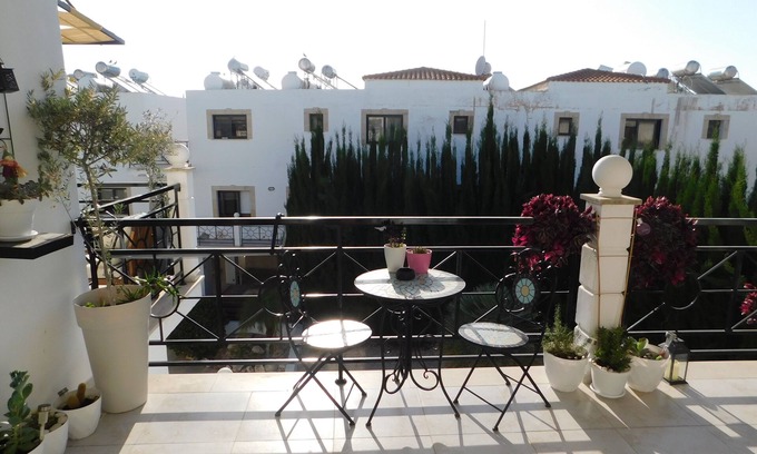 Tersefanou Apartment | Paramount Gardens Resorts C202