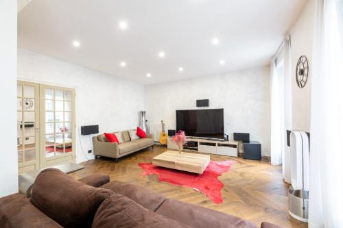 Passy Apartment | PARIS PASSY Spacieux 2 Chambres Balcon