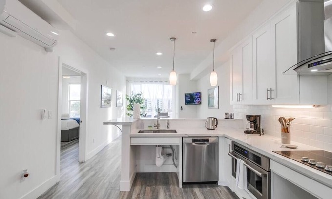 University Heights Apartment | Park Blvd Paradise 303 king bed With a private Spa