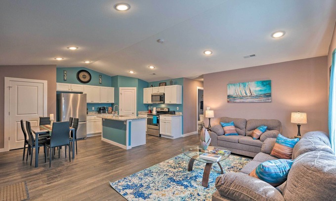 Park City House | 'Park City on the Water' Townhome w/Hot Tub!