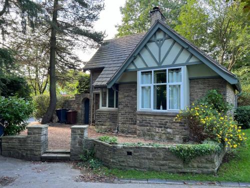 Padfield House | Park Lodge with Hot Tub
