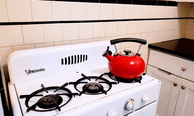 West End Apartment | Park View Apt 1/1 with Parking