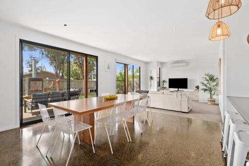 Barwon Heads House | Park View Coastal Oasis Barwon Heads Pet friendly