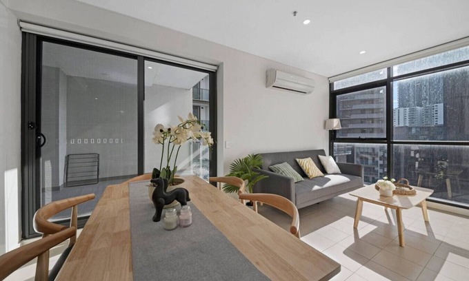 Harris Park Apartment | Parkes Street Convenient Two-Bedroom