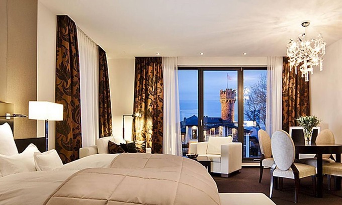 Johannisberg House | Parkresidenz Junior Suite Inkl. Frühstück - Relais & Châteaux Hotel Burg Schwarzenstein