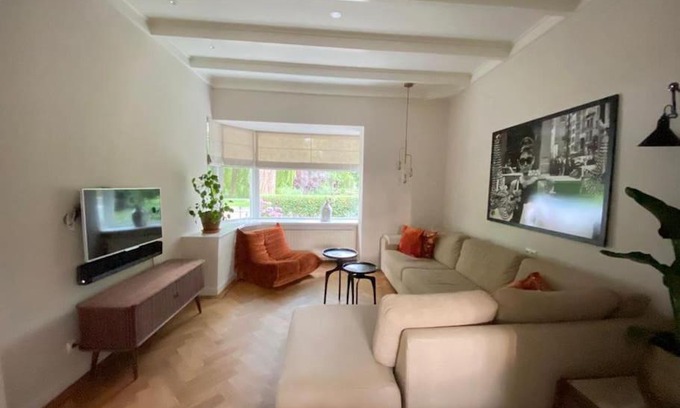 Leeuwarden Apartment | Parkzicht