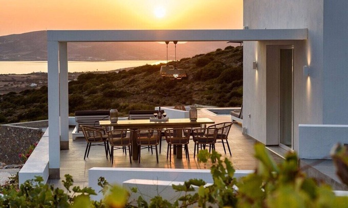 Aliki Villa | PAROS VILLA BLUE SENSES