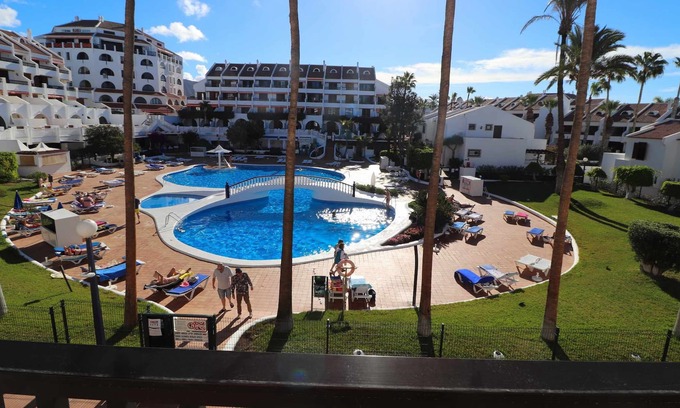 El Madronal Apartment | Parque Santiago II 141 by Tenerife Rental & Sales
