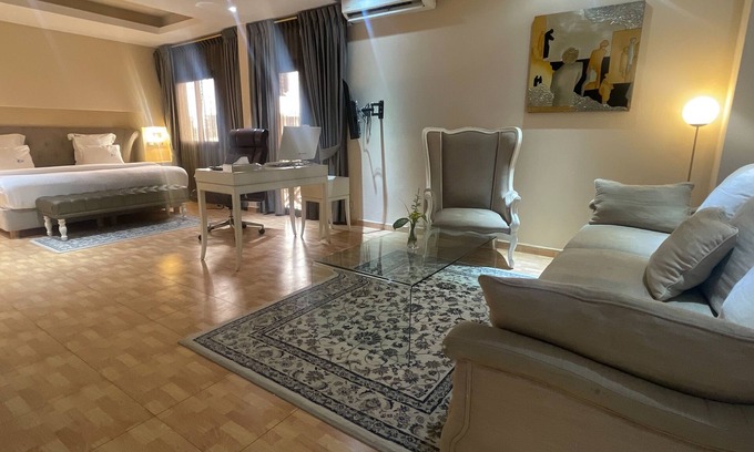 Douala Hotel | PARTICULAR DESTINY SUITES