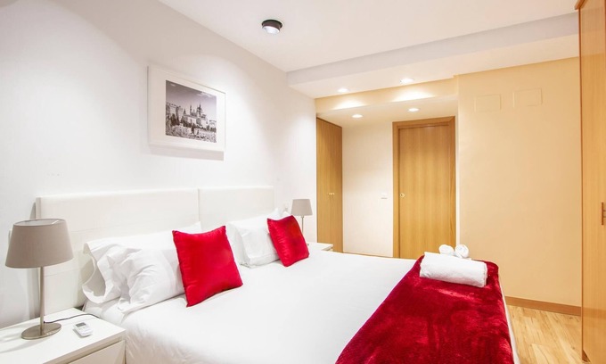 El Viso Apartment | Paseo de la Castellana - 1 bedroom