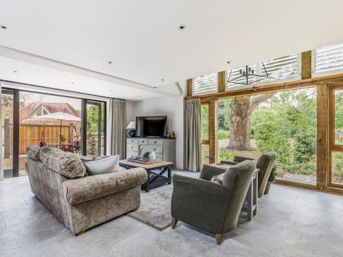 Funtington House | Pass the Keys Peaceful And Beautiful Barn In Downland Village