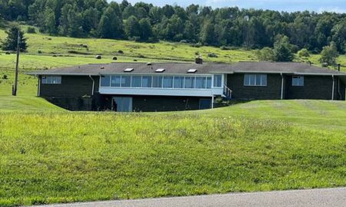 Wellsboro Cabin | Pastoral 2BDR near Trails | Firepit + Game Room