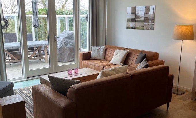 Ameland Apartment | Pasture villa 16 with 8 beds, cot, sauna and 2 bathrooms