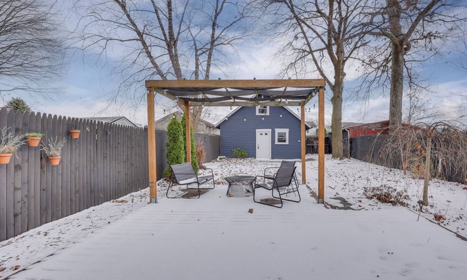 Meyers Lake Cottage | Patio & Lake Views: Family-friendly Canton Retreat