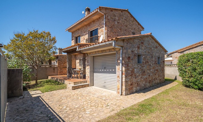 L'Escala Villa | Paulina: Holiday home in beautiful neightborhood