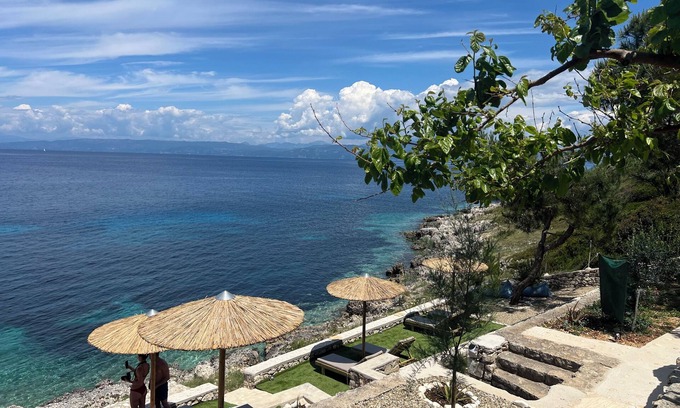 Gaios House | Paxos Sunrise SUPERIOR HOUSE SEA FRONT