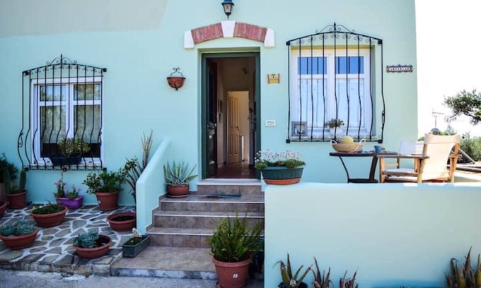 Polemarchi Apartment | Peaceful and spacious countryside apartment. MaGea Asterias