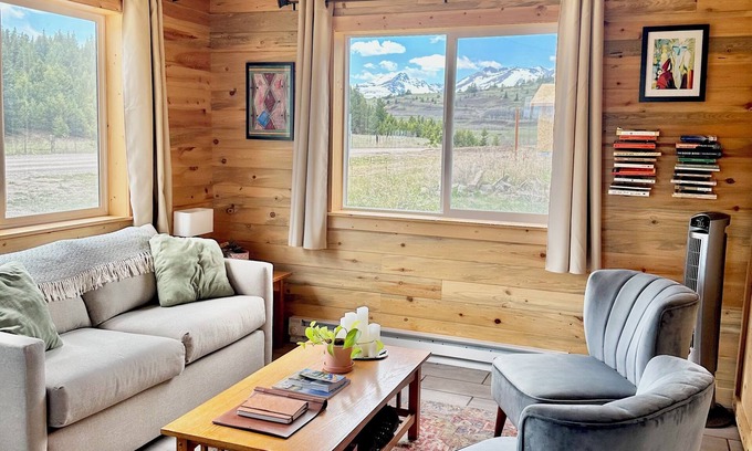 East Glacier Park Cabin | Peaceful Cabin w/Waterfall near Glacier Natl Park