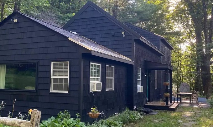 Jacksonville Cabin | Peaceful Cabin in the Woods and near the mountains