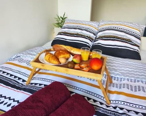 Chatou Apartment | Peaceful cocoon